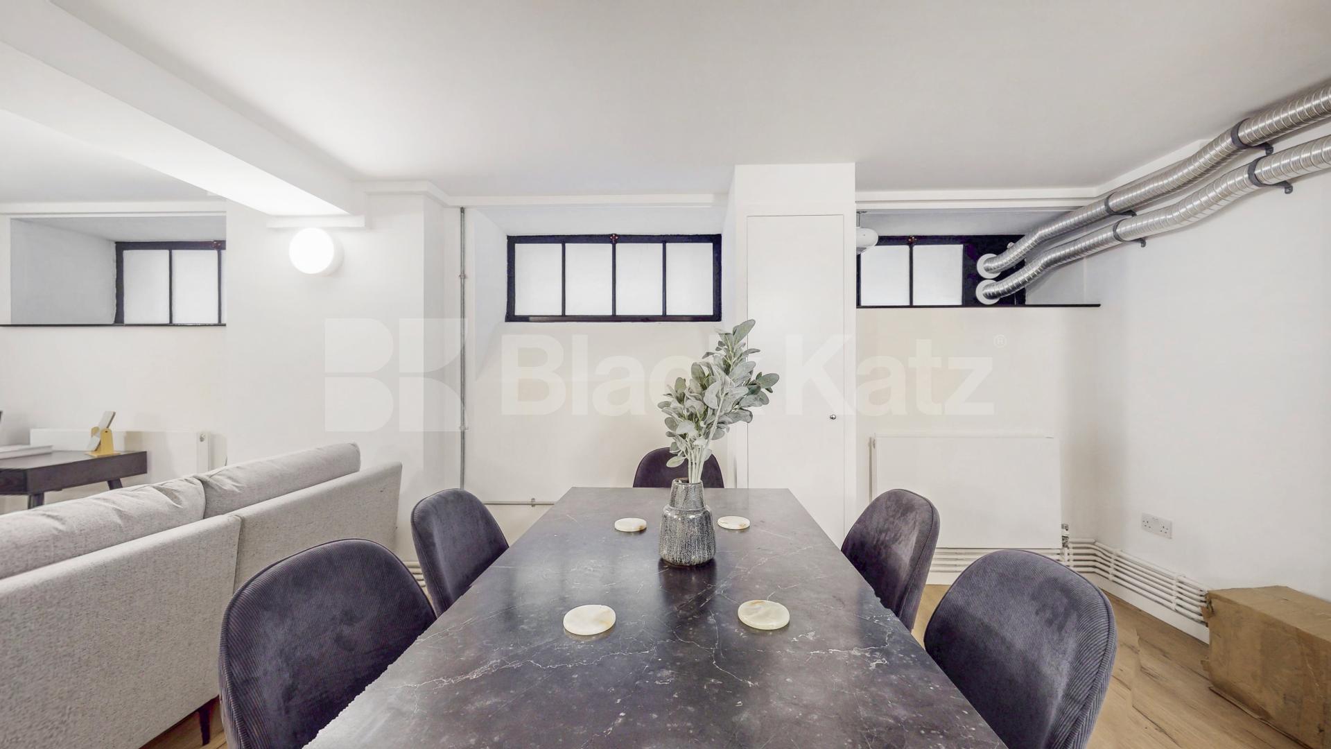 Modern studio apartment within a warehouse conversion in the trendy Dalston Springfield House lofts - Tyssen Street, Dalston